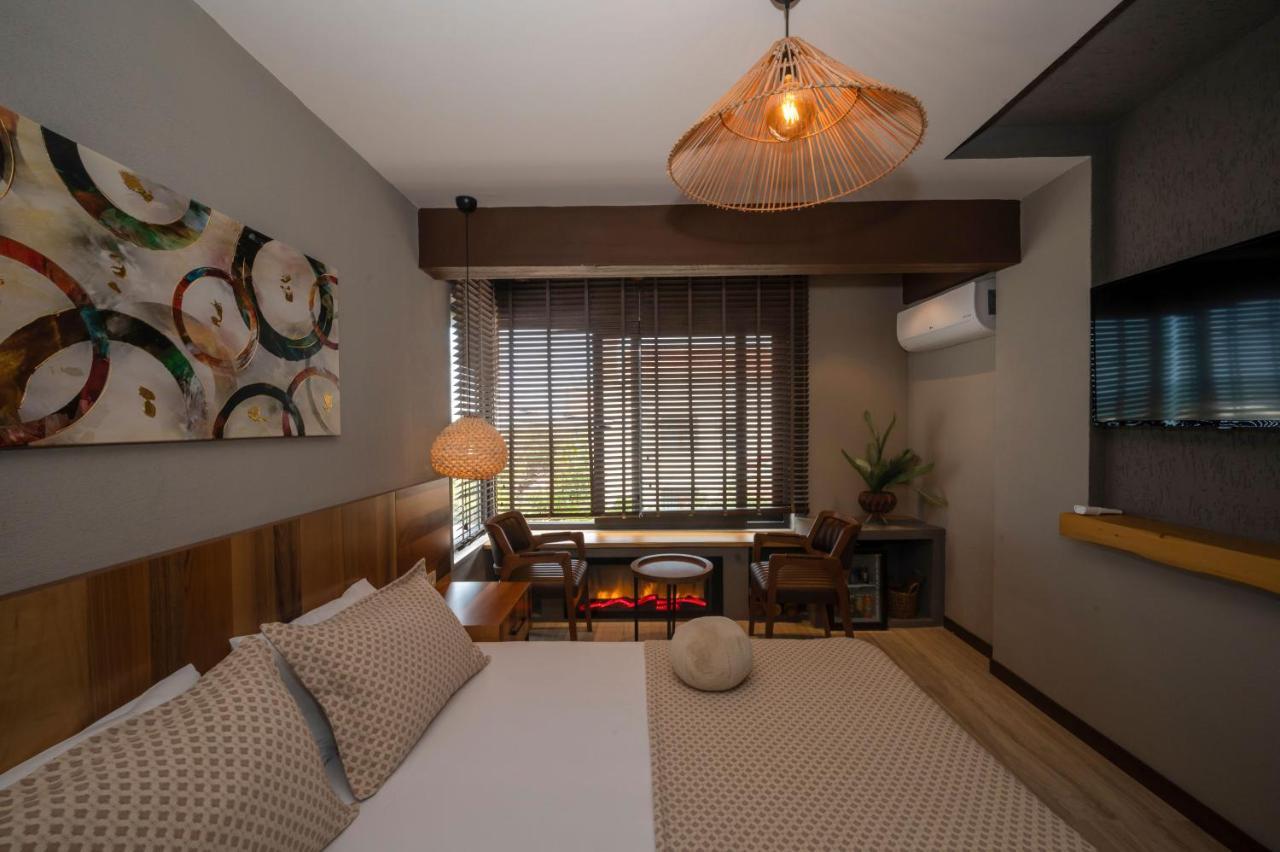 Deluxe Double Room with Sea View,1145330440:JPEG